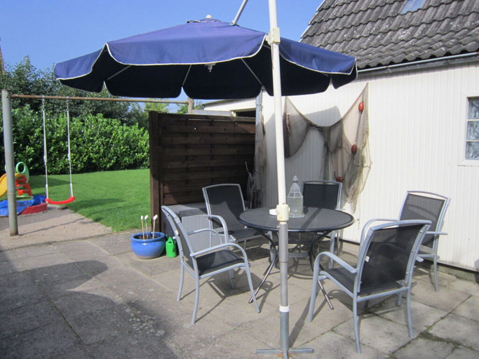 Exterior 2, Holiday Home Alte Liebe Busum, Dithmarschen