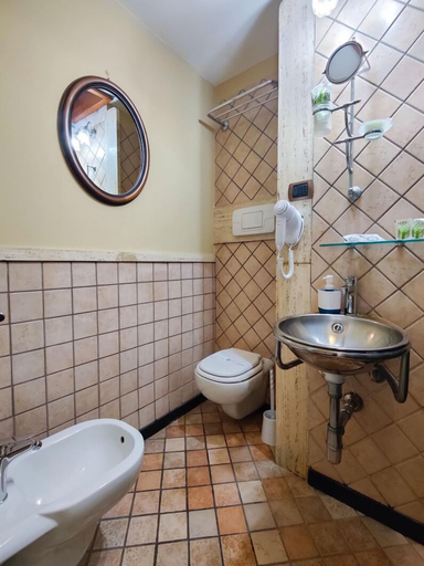 Bathroom 3, Hotel Suite Ares, Napoli