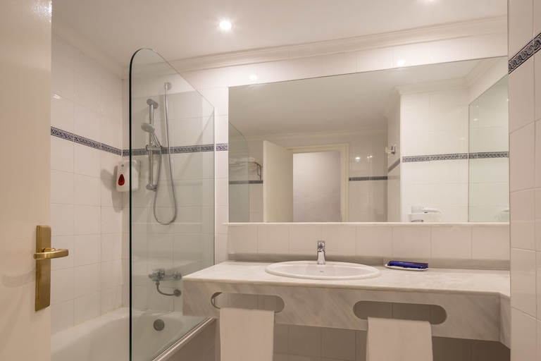 Bathroom 3, htop Caleta Palace, Girona