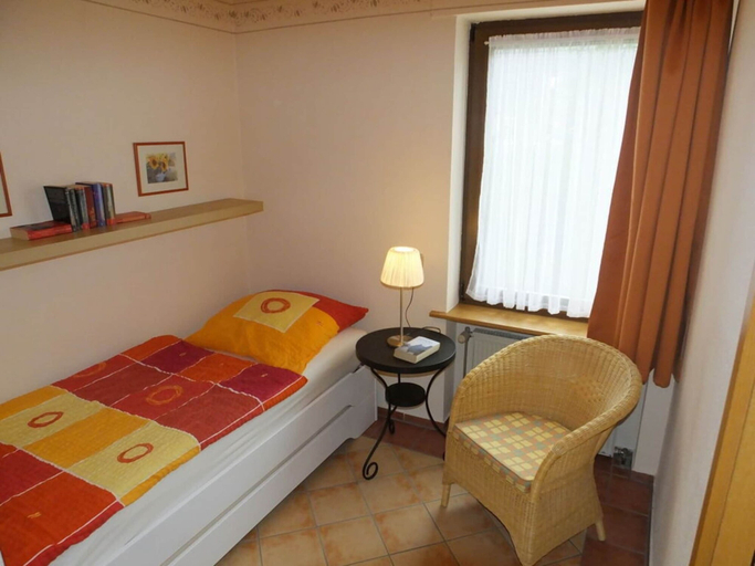 Room 3, Inviting Apartment in Partschins/rabland, Bernkastel-Wittlich