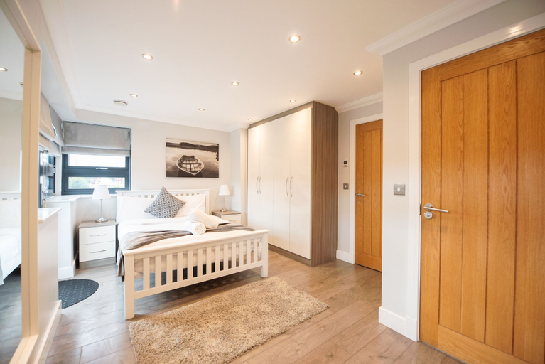 Bedroom 3, Malthouse Court, Reading
