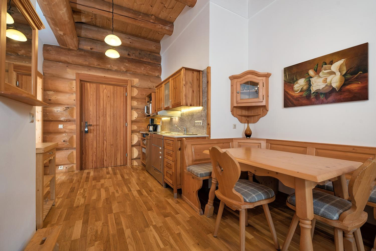 Dining Room 11