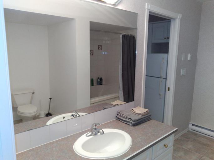 Others 4, Fairmont Mountain View Villas, East Kootenay