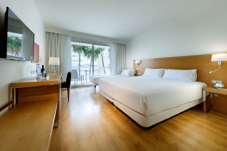 Bedroom 3, NH CIUTAT DE MALLORCA, Baleares