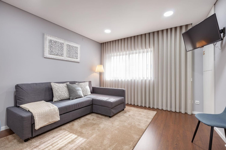 Others 5, Liberta Lodge Apartment - Minho's Guest, Braga