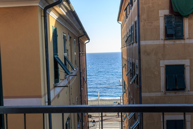Exterior & Views 5, Appartamento a 30 metri dal mare, Savona