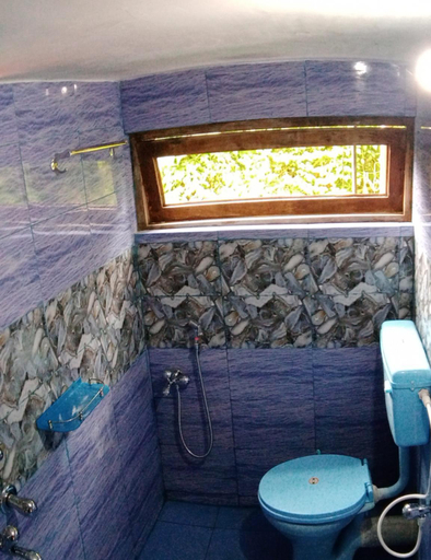 Bathroom 3, Sandeep Homestay, Darjiling