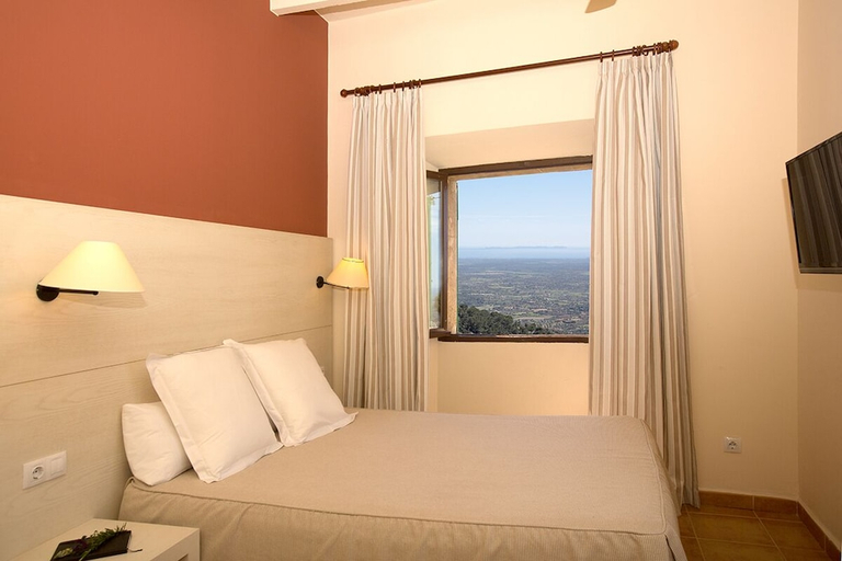 Bedroom 2, SANTUARI DE CURA, Baleares
