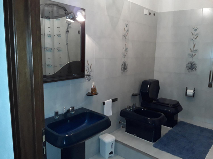 Bathroom 3, Elimo Affittacamere - Casa Vacanze di Scardino Leonardo, Trapani