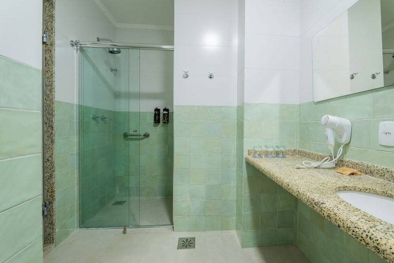 Bathroom 5, Pousada Caborê, Parati
