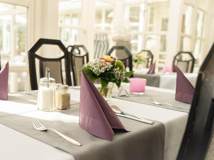 Others 4, Hennedamm Hotel, Hochsauerlandkreis