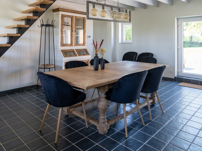 Others 2, Heritage house 2 km from the beach in Lissewege, West-Vlaanderen