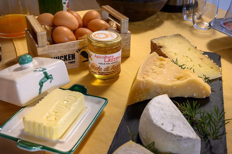 Food & Drinks 4, B&B Antica Residenza Centro Storico, Sondrio