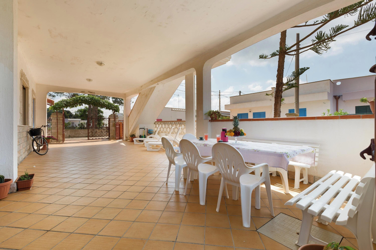 Food & Drinks 4, Villetta Posto Rosso, Lecce