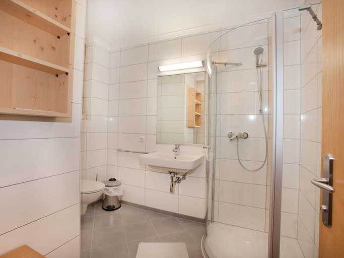 Bathroom, Chalet in Pinzgau Near Ski Slopes, Zell am See