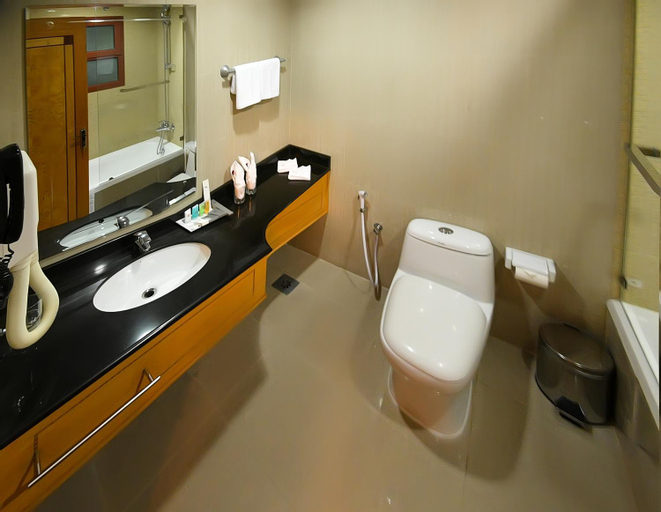 Bedroom 4, Marco Polo Hotel, Manama