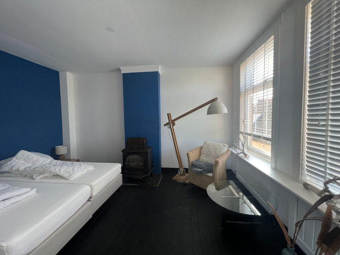 Bedroom 2, Unique House Within Walking Distance of the Beach, Katwijk