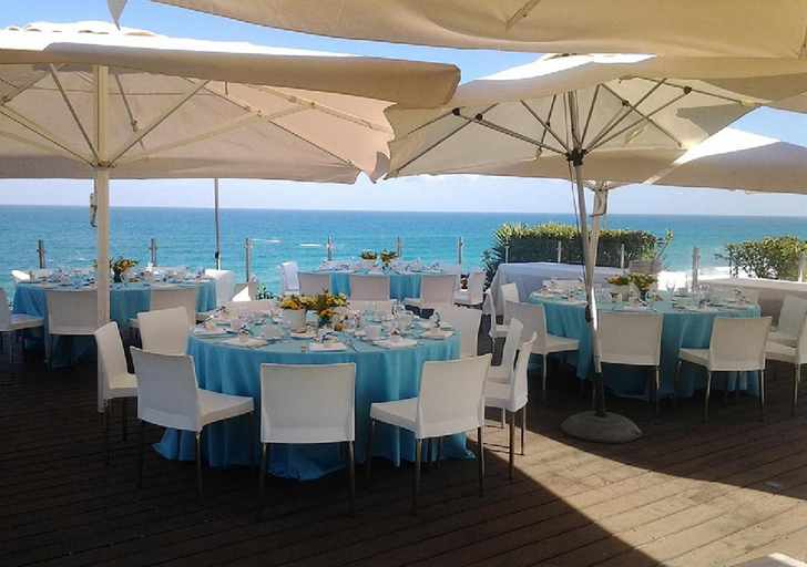 Food & Drinks, Luxury Sea View Apartment