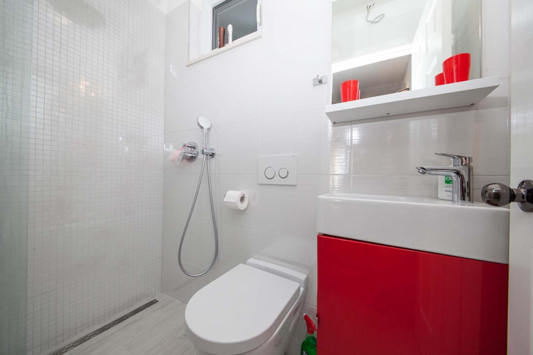 Others 2, House Mars in Podgora, jacuzzi, Podgora