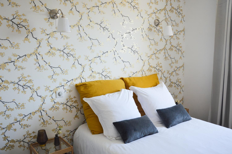 Bedroom 1, Particulier, Côte-d'Or