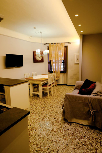 Others 2, la Casa di Francesco e Rosina, Ascoli Piceno