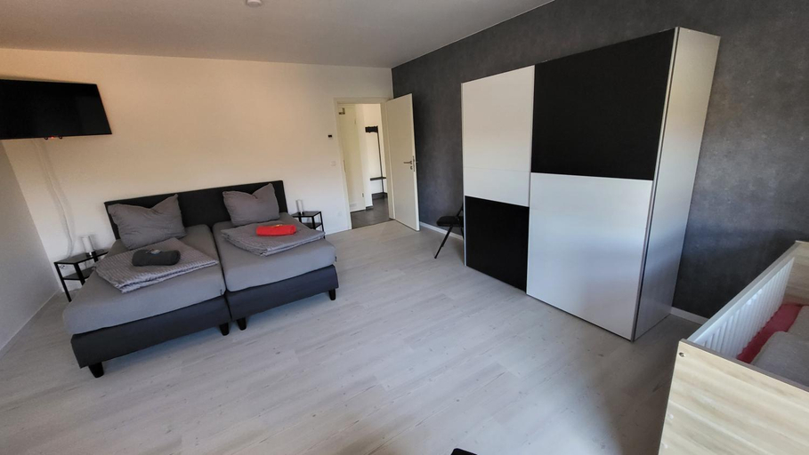 Others 4, Ferienwohnung-Irxleben, Börde