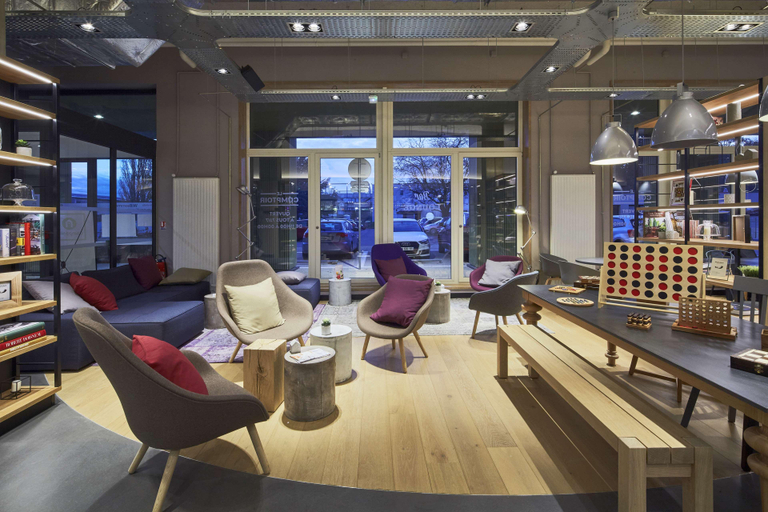 Public Area 4, Campanile PRIME - Paris Saclay, Essonne