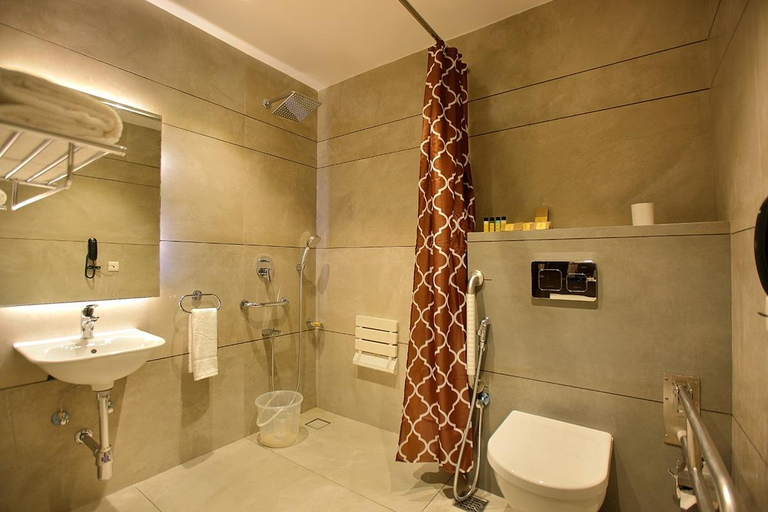 Bathroom, Hotel San, Kollam