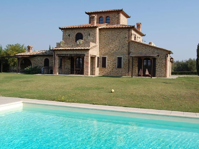 Exterior 5, Lago di Chiusi Villa with Pool, Perugia