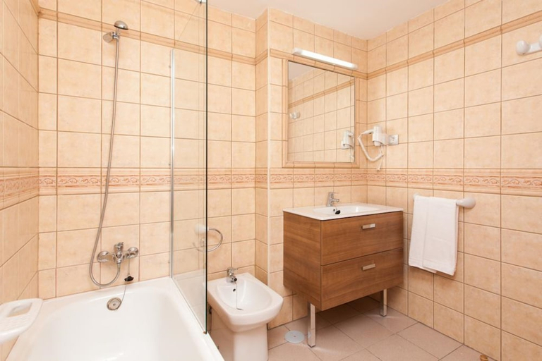 Bathroom 3, Tao Morro Jable, Las Palmas