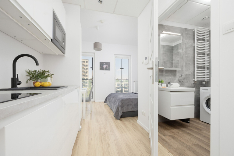 Bathroom 3, Studio With Balcony Wola by Renters, Warsaw