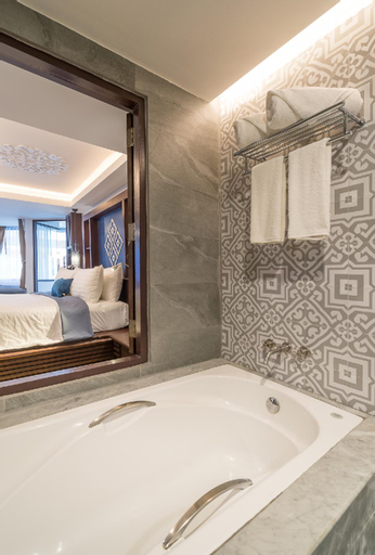 Bathroom 6