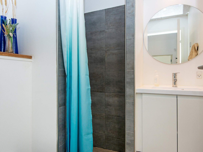 Bathroom 5, 4 Star Holiday Home in Oksbol, Varde