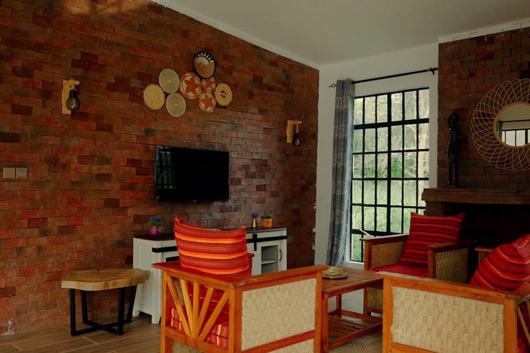 Others 5, Bella Villa, Meru