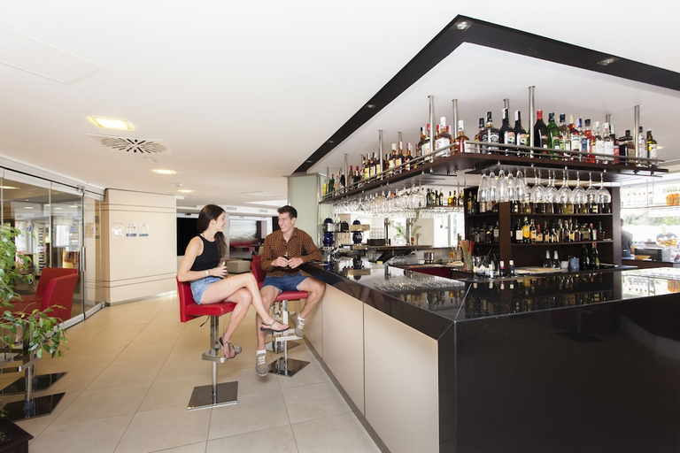 Food & Drinks 5, Hotel Aubamar Bali, Baleares