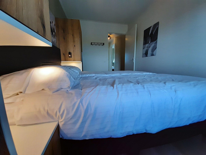 Bedroom 2, Group Getaway in Friesland, Littenseradiel