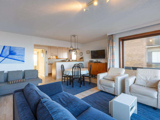Others 2, Apartment With Parking and Panoramic sea View, West-Vlaanderen