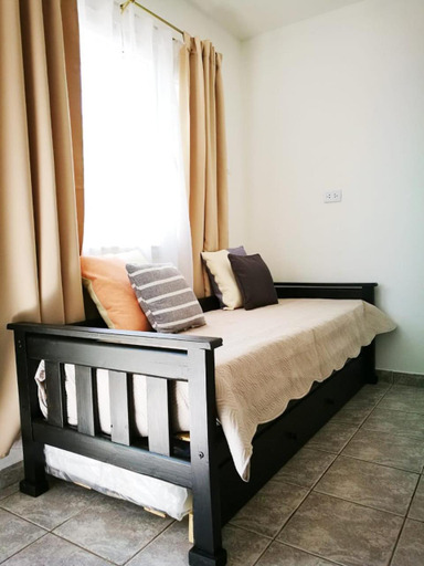Bedroom 5, Casa check in Dpto 2 a 4 pers, Confluencia