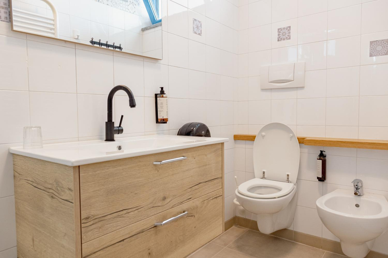 Bathroom 3, Hotel BluMarine, Teramo