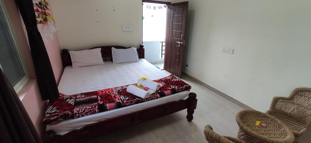 Others 4, Veeru Homestay, Bellary