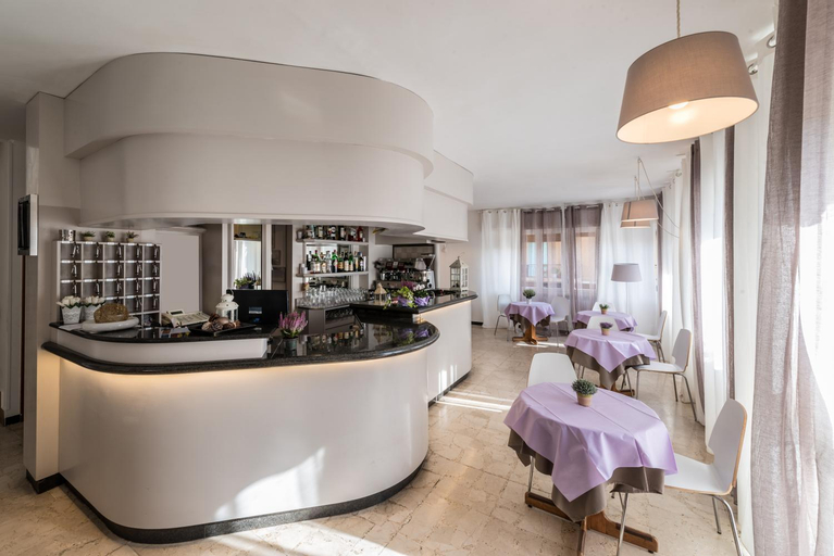 Food & Drinks 3, Hotel Villa Nicole, Savona