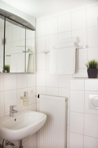 Bathroom 3, Haus Oberscholtes, Gießen