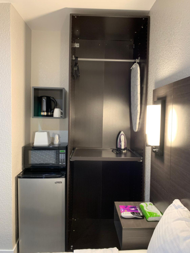Others 5, Motel Sakura - Adults Only, Los Angeles