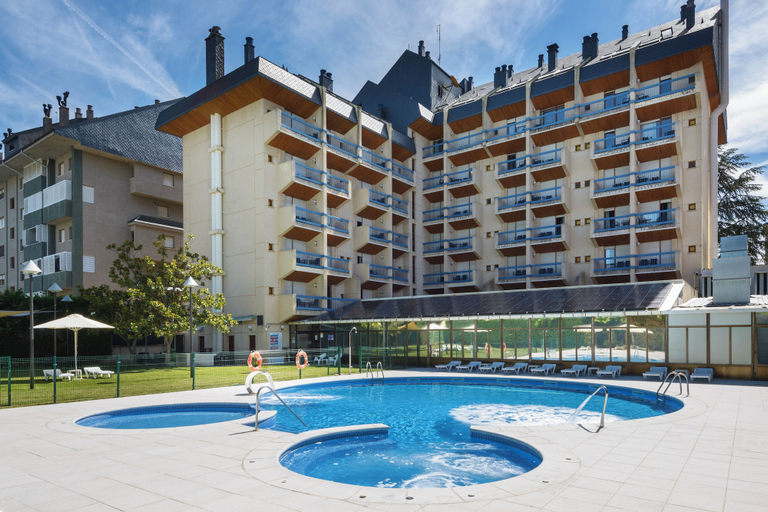 Exterior & Views 2, Oroel Hotel & SPA, Huesca