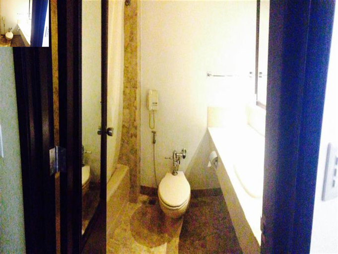 Bathroom 4
