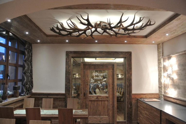 5, Spessart Lodge, Aschaffenburg