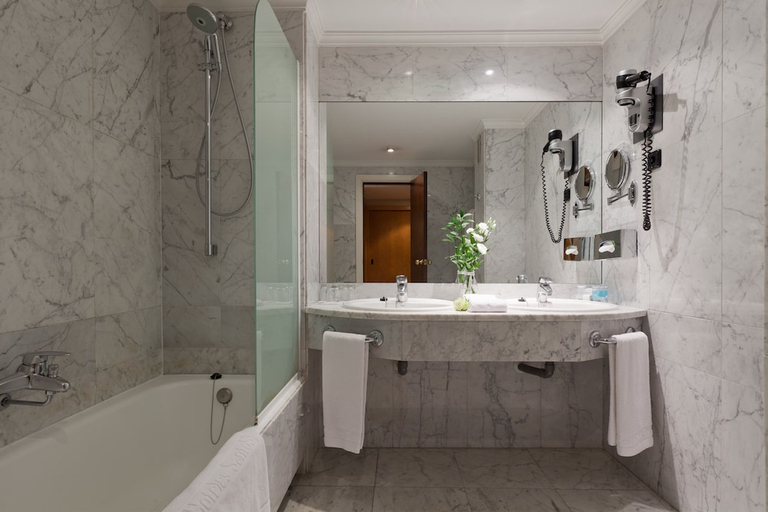 Bathroom 3, Hotel Agumar Atocha, Madrid