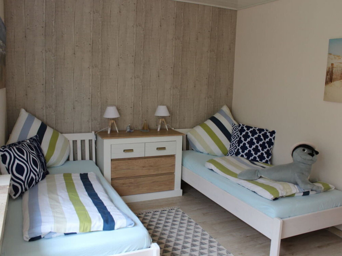Bedroom 3, Micha in the House Michaela, Leer