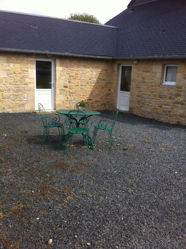 Others 4, Ferme de Montigny (Chambres), Calvados