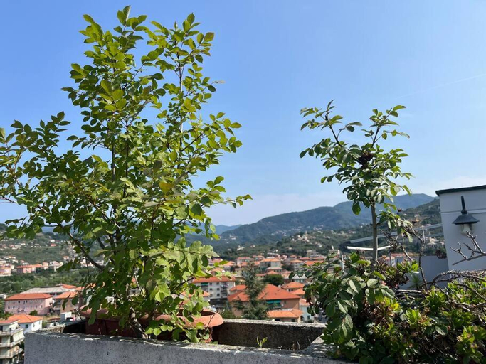 Exterior & Views 5, La Casa Del Conte, Genova